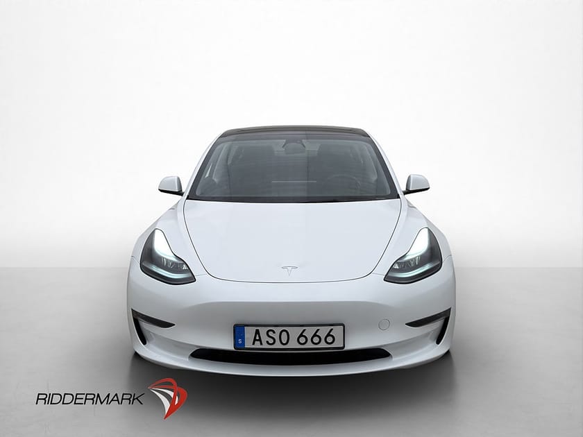 Bild 3 av Tesla Model 3 Long Range AWD Dragkrok Autopilot MOMS