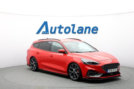 Ford Focus ST Kombi Recaro, B&O, DRAG, 280hk