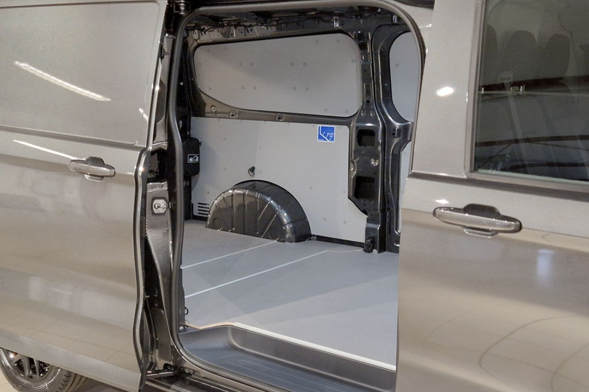 Volkswagen Transporter 2026, bild 7/10