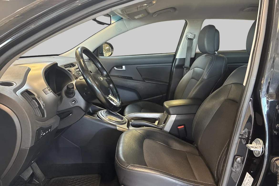 picture of a car