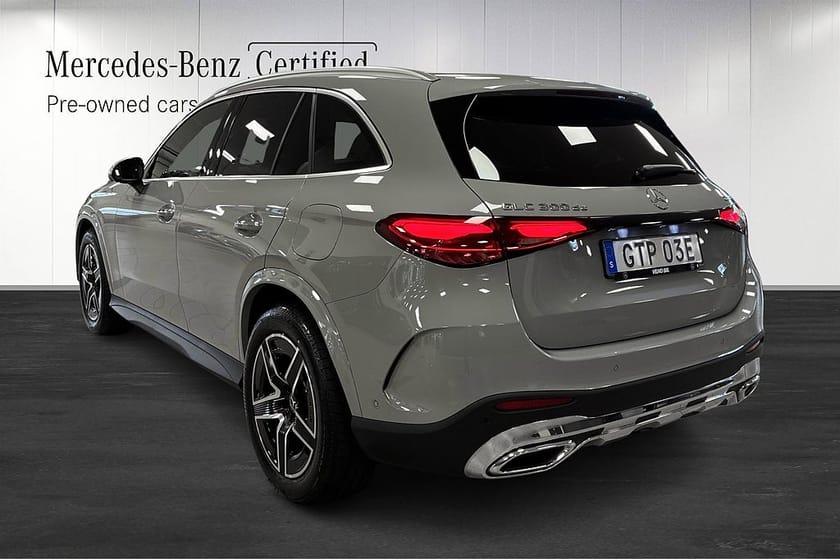 Bild 4 av Mercedes-Benz GLC 300 d e 4MATIC de 4-Matic AMG Premium Burmester Drag