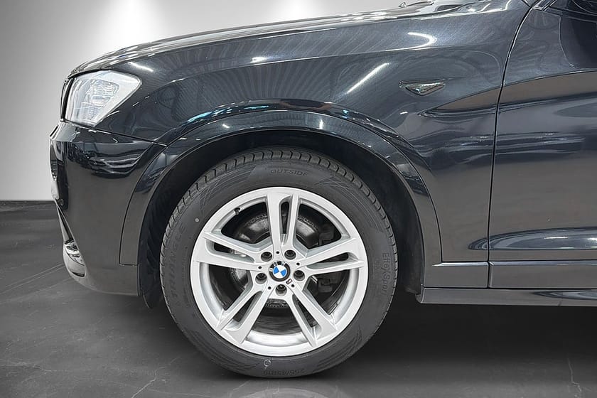 Bild 2 av BMW X3 xDrive35d 313hk M Sport Dragkrok Pano HuD Kamera Skinn
