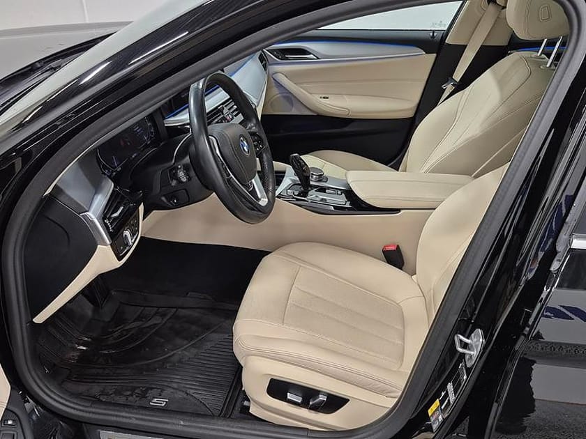 Bild 2 av BMW 530e Touring