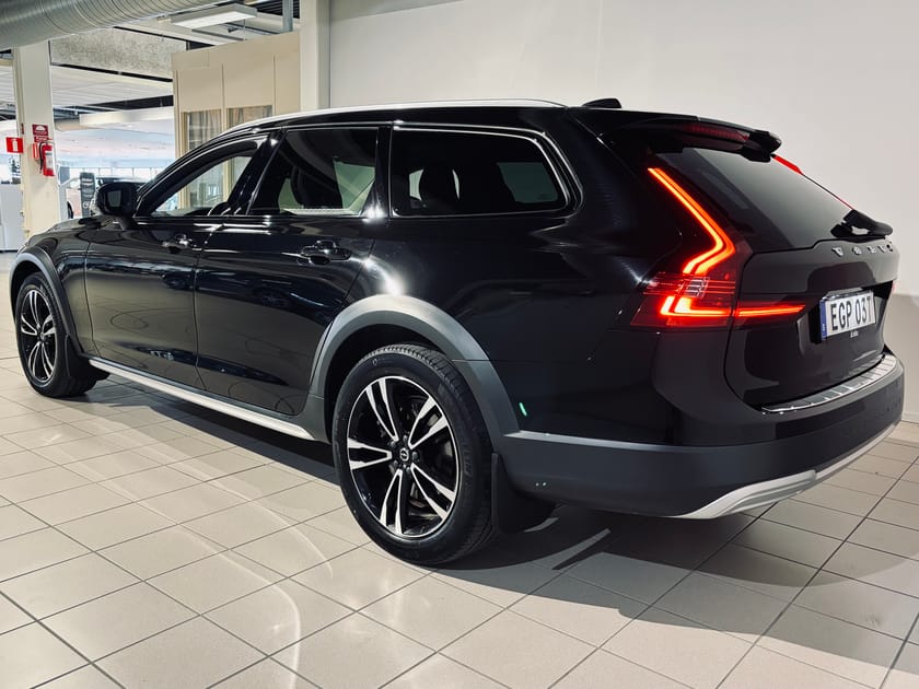 Bild 3 av Volvo V90 Cross Country B4 AWD Diesel Adv SE | Teknikpaket |