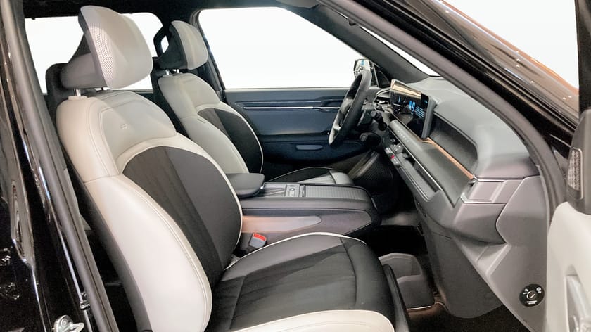 Bild 3 av Kia EV9 AWD GT LINE LONG RANGE 6 SITS *OMGÅENDE LEVERANS*