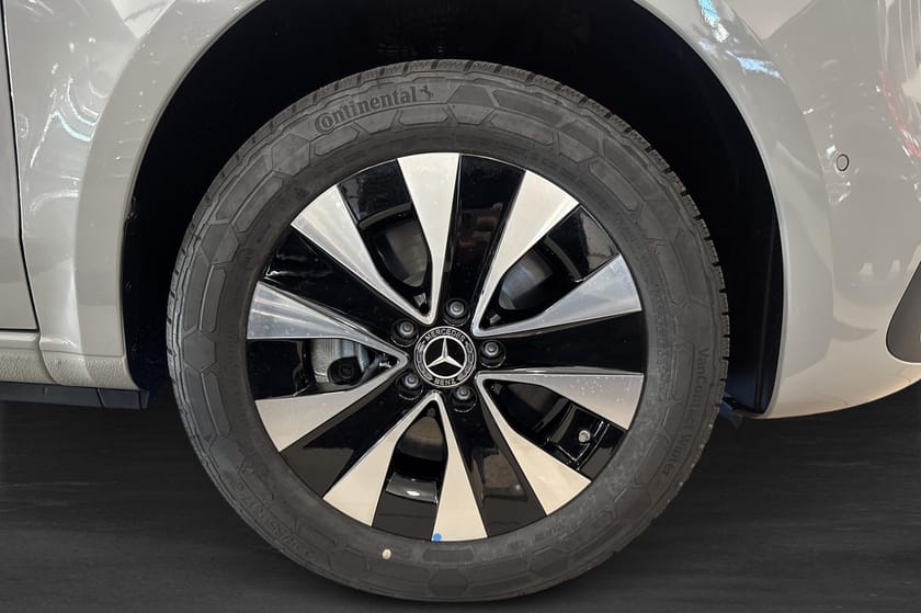 Bild 5 av Mercedes-Benz Vito 119 CDI 4x4 3.0t SKÅP LÅNG SELECT