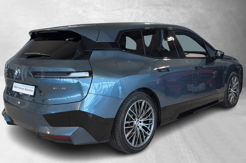 Bilde 4 av BMW iX xDrive50 Harman Pano Krok Multiseter Laserlys