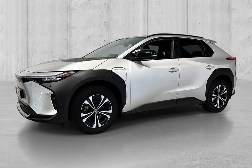 Bilde 2 av Toyota bZ4X AWD ACTIVE TECH LED | ACC | 360 KAMERA | NORSK
