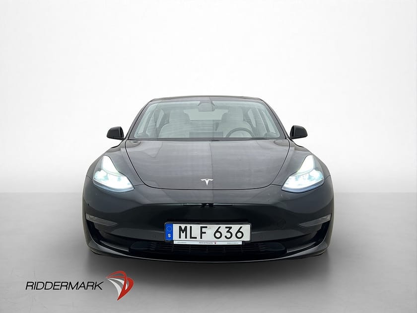 Bild 3 av Tesla Model 3 Long Range AWD Autopilot Ljus-interiör Drag