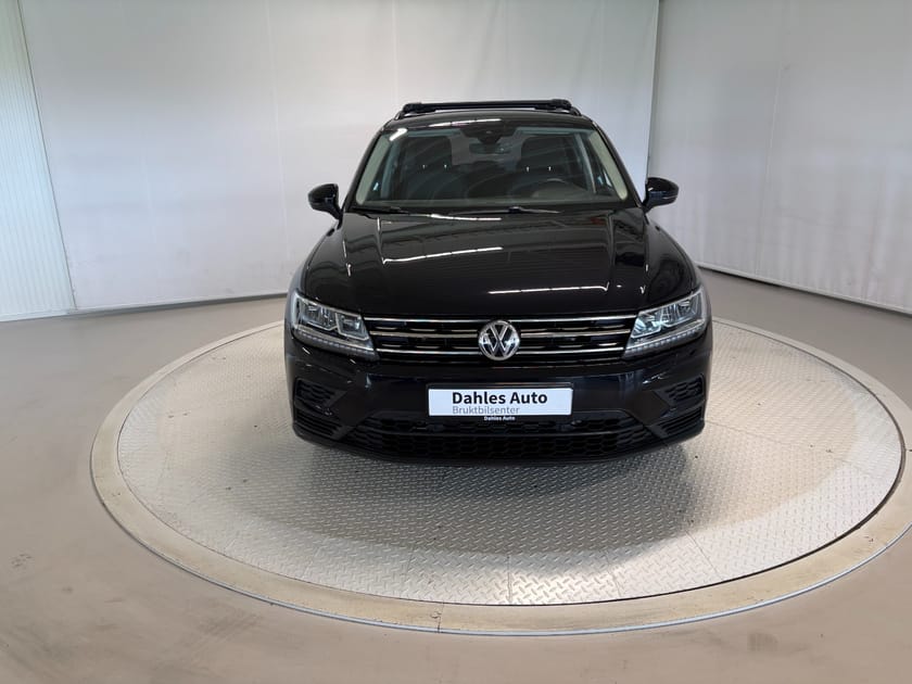 Bilde 2 av Volkswagen Tiguan 1,4 125hk Cruis/Krok/Webasto/Led lys/Keyless/El bakluke