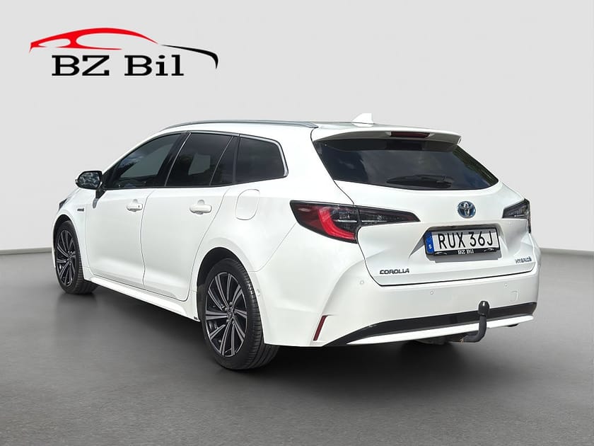 Bild 3 av Toyota Corolla Touring Sports Hybrid Style Drag Kamera Rattvärme