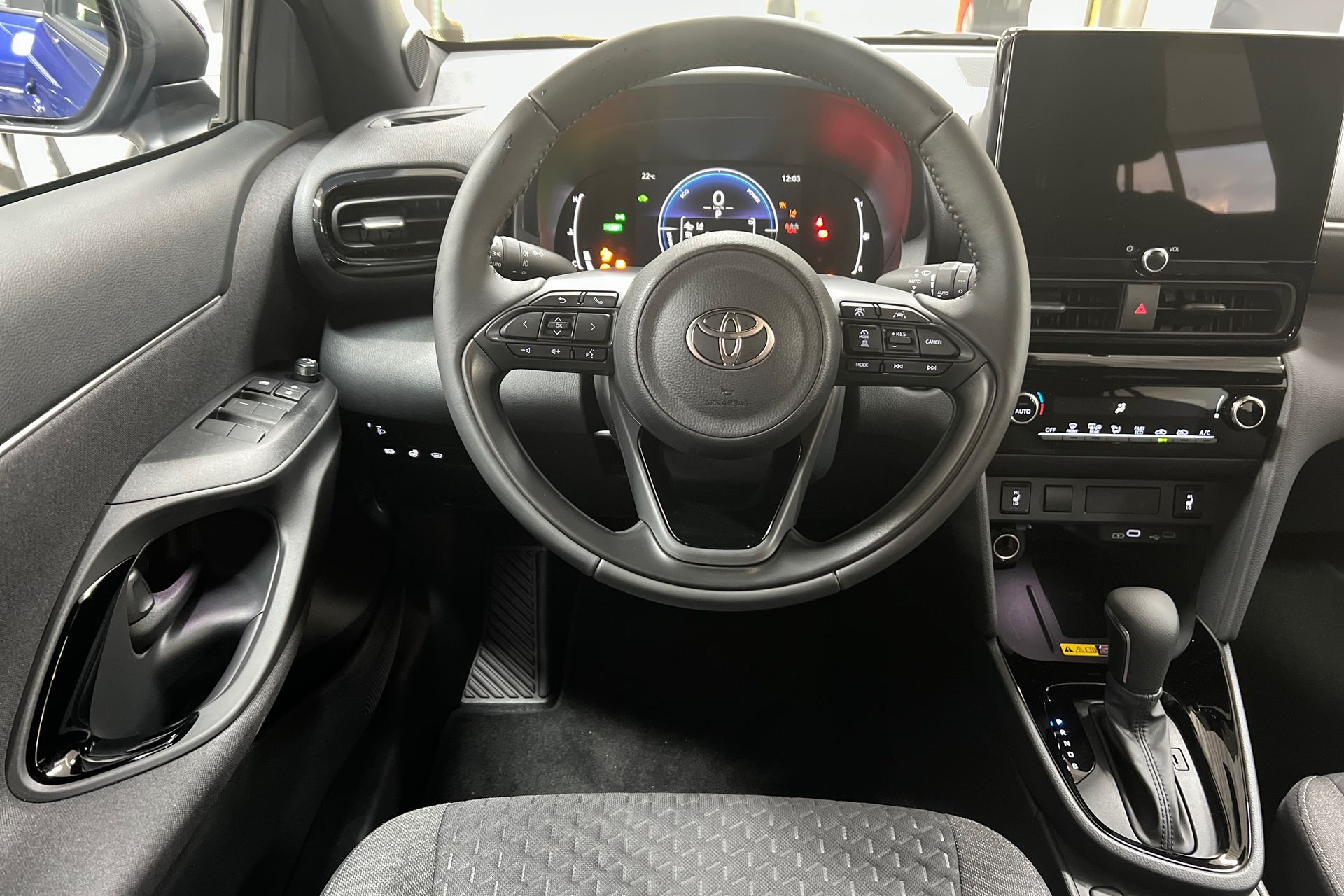 Toyota Yaris Cross Hybrid ActivePlus 2025, bild 3/10