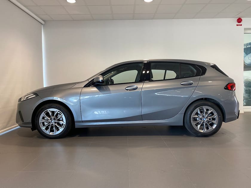Bild 2 av BMW 120 Rattvärme Driving Assistant Parkeringsassistanssystem