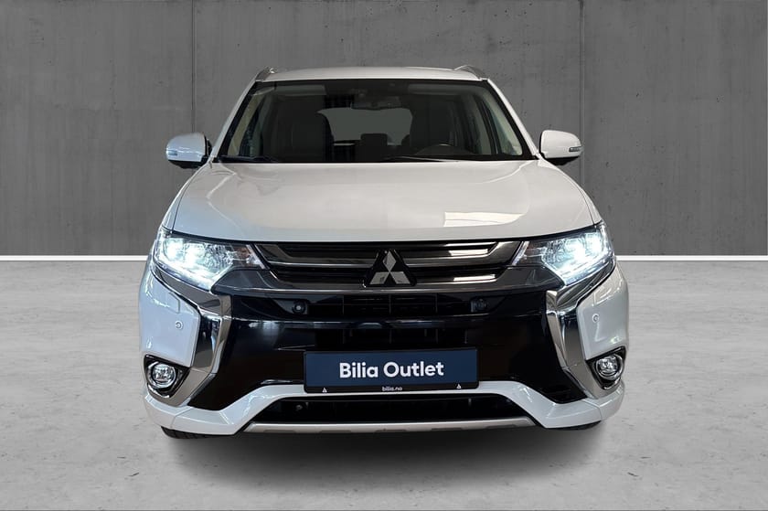 Bilde 2 av Mitsubishi Outlander PHEV Instyle+ Norsk Skinn, H.feste, Rockford