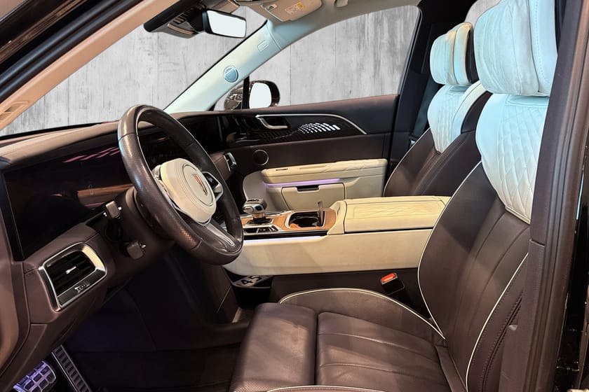 Bilde 5 av Hongqi E-HS9 Exclusive 6-seter/Soltak/Massasje/Luftfjæring++