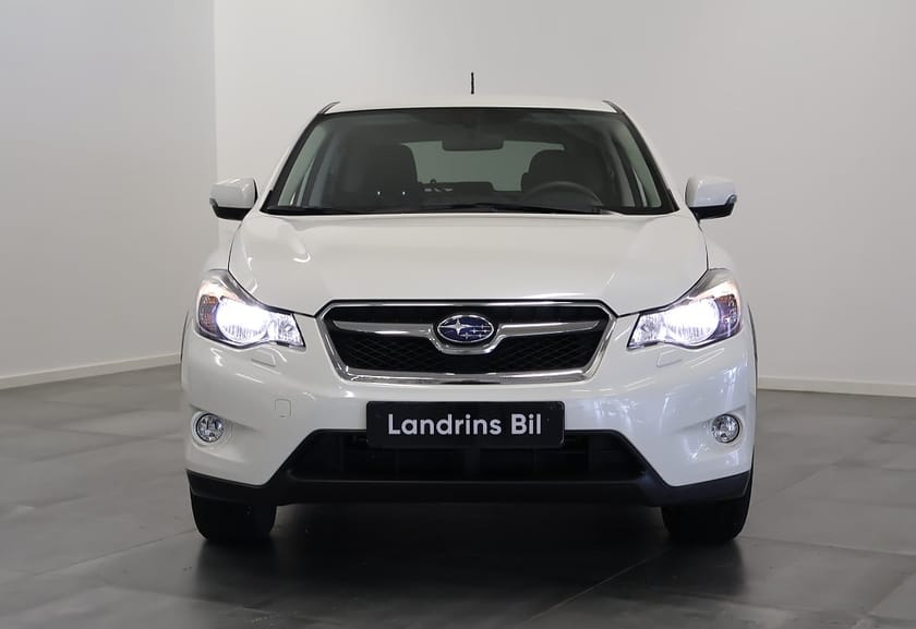 Bild 2 av Subaru XV 2.0 4WD Kamera V-Hjul NyServad Välskött