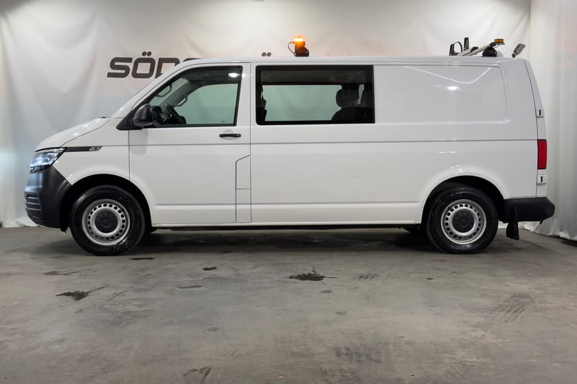 Bild 3 av Volkswagen Transporter Kombi T32 2.0 TDI 4M DRAG VÄRMARE KAMREM MOMSBIL