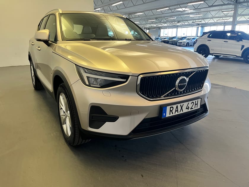 Bild 4 av Volvo XC40 B4 FWD Bensin Core