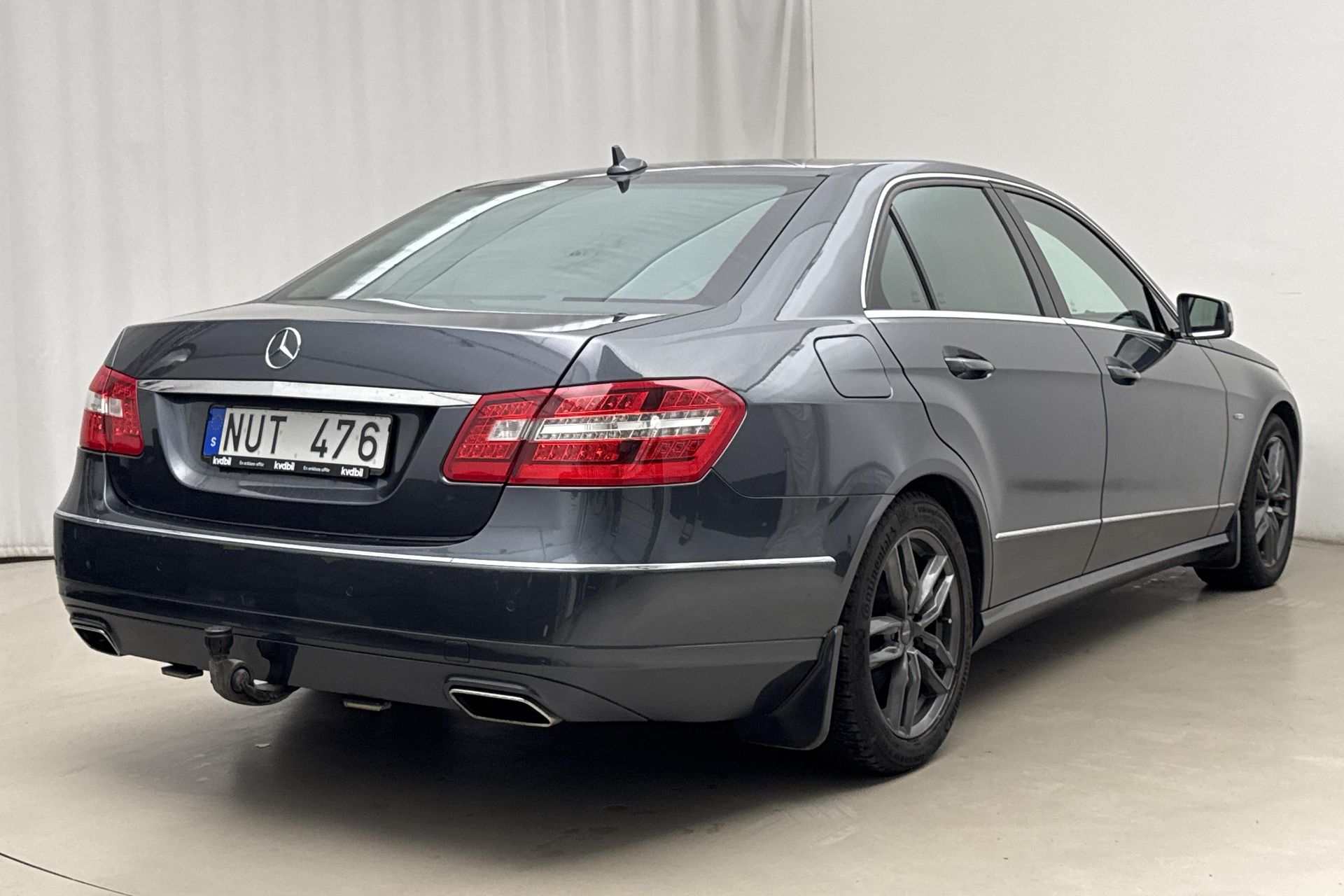 Mercedes-Benz E 220 CDI BlueEFFICIENCY 2012, photo 3/10