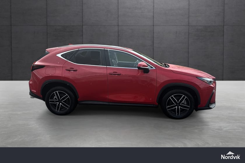 Bilde 4 av Lexus NX 450h+ Excecutive - HUD - Rentekampanje