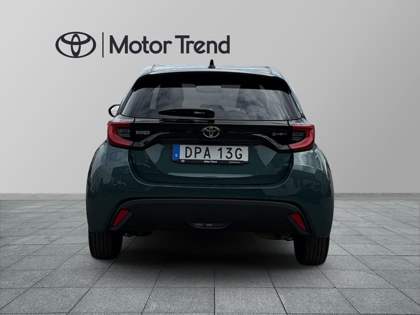 Bild 4 av Toyota Yaris Hybrid 115 e-CVT 116hk, Active Plus,380mil