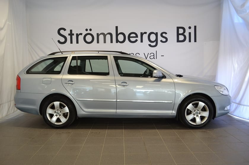 Bild 2 av Škoda Octavia Kombi Elegance 1.8 TSI 4X4 160hk