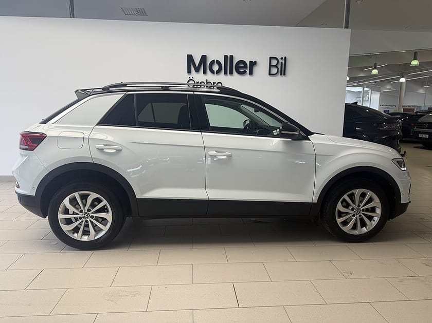 Bild 3 av Volkswagen T-Roc 1.0 TSI 110 HK I Bkamera/Dragkrok