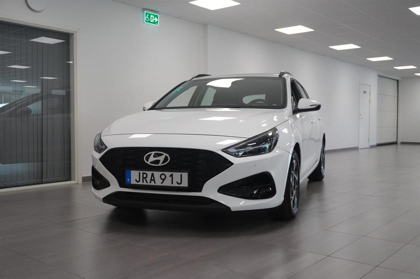 Bild 2 av Hyundai i30 Kombi 1.0 T-GDi 100hk MHEV DCT