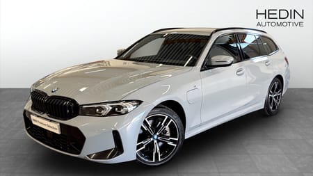 BMW 330e xDrive Touring MSport Drag Hifi Adaptiv Farthållare Rattvärme