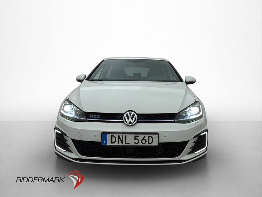 Bild 2 av Volkswagen Golf GTE 204hk Cockpit Värmare P-Sensorer CarPlay