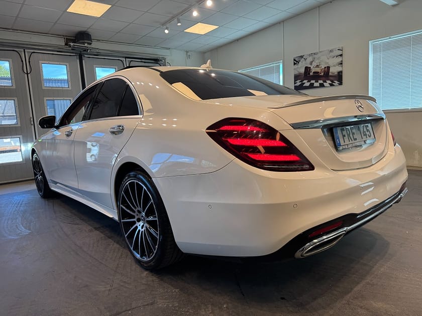 Bild 3 av Mercedes-Benz S 400 d 4MATIC AMG Plus Pano Drag High-End-Burmester UNIK
