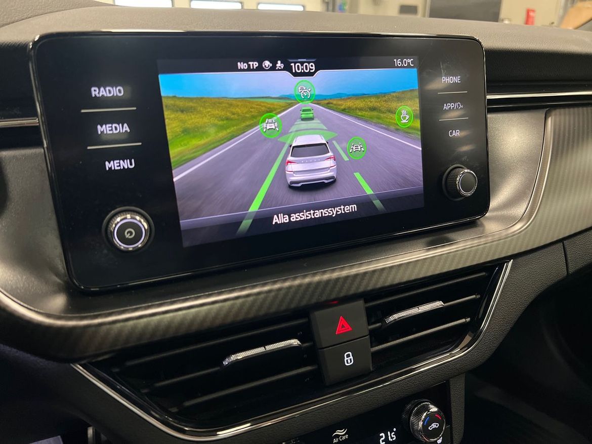 Škoda Kamiq 2022 - miniatyr 18