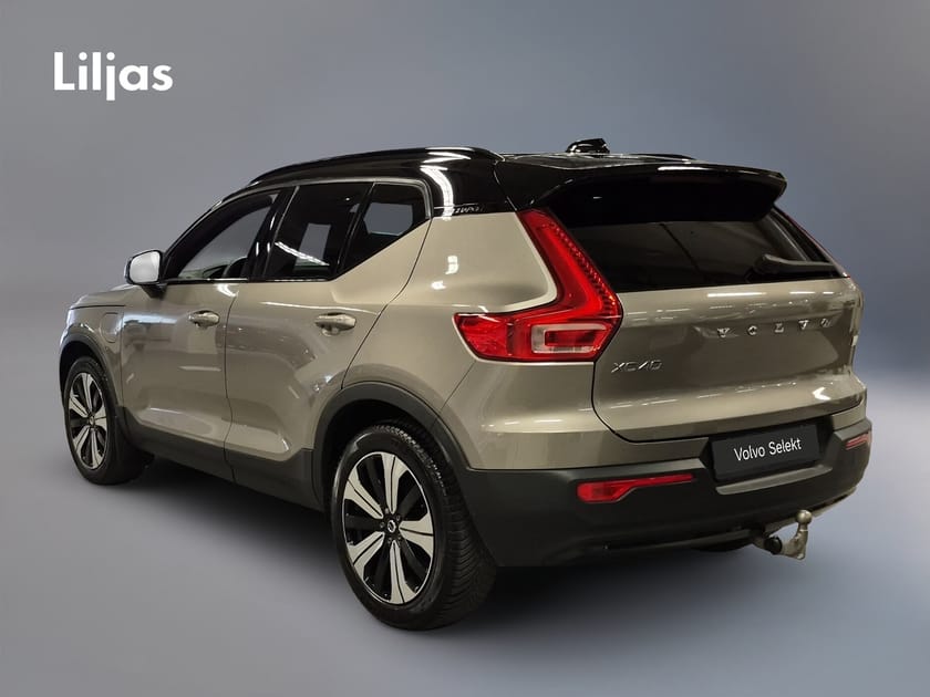 Bild 3 av Volvo XC40 Recharge T4 R-Design//HarmanKardon//Dragkrok//