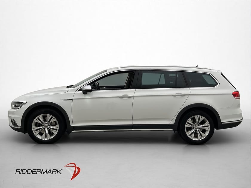 Bild 2 av Volkswagen Passat Alltrack 2.0 TDI 4M Cockpit Värmare Kamera