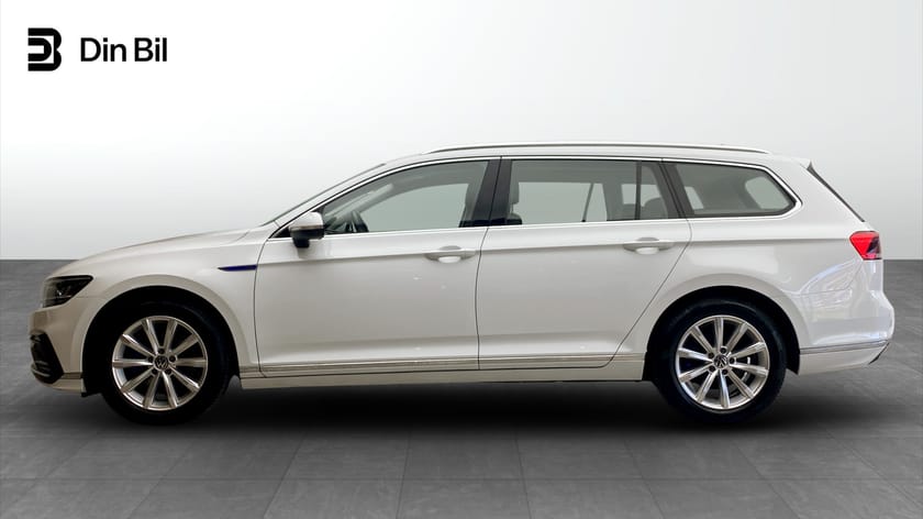 Bild 2 av Volkswagen Passat Sportscombi GTE Drag/Backkamera