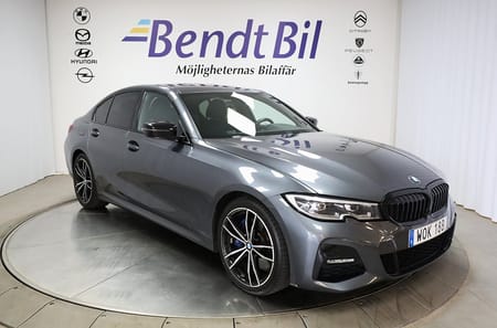 BMW 330i xDrive Sedan M Sport/ Akustikrutor/ Rattvärme/ HK/ Värmare