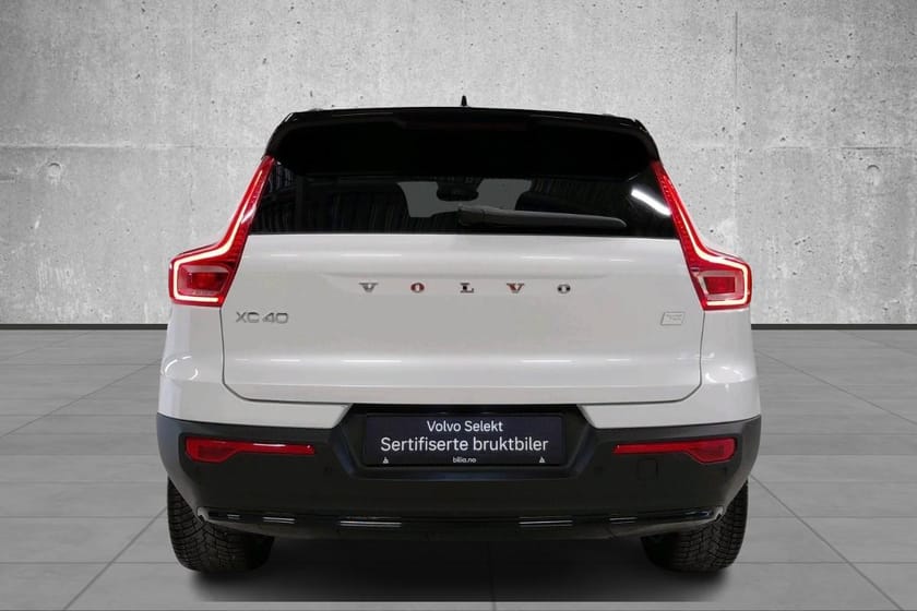 Bilde 3 av Volvo XC40 Recharge Twin 4x4 Plus Krok Apple Carplay