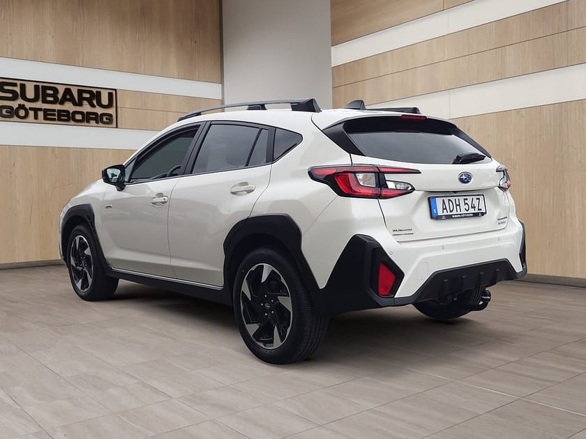 Bild 3 av Subaru Crosstrek e-Boxer 2.0i Aut Touring *Dragkrok, Årsskatt 1 020kr*