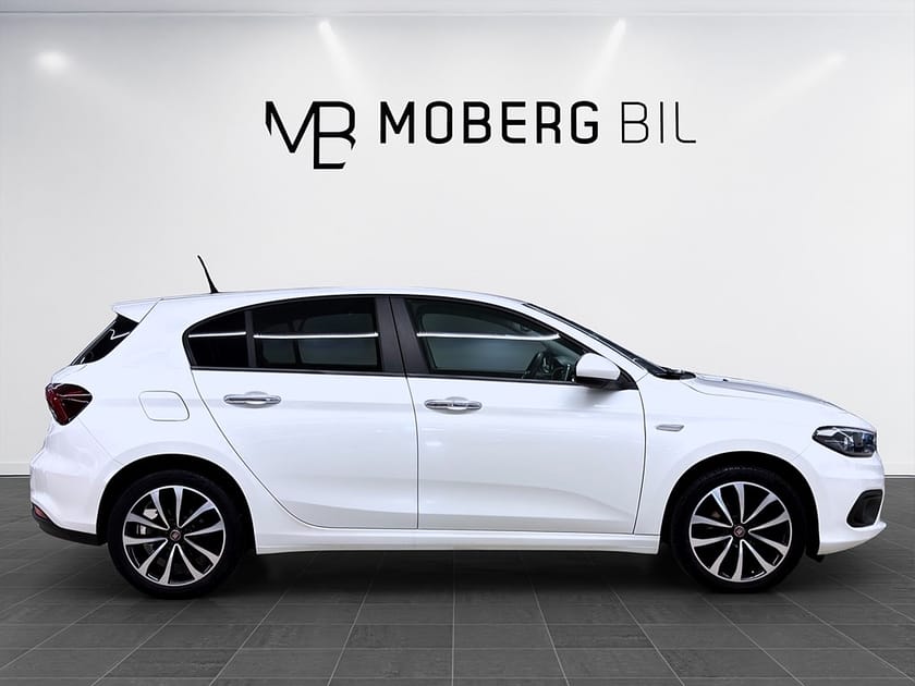 Bild 3 av Fiat Tipo 1.4 120hk Helg på Moberg! B-Kamera PDC CarPlay