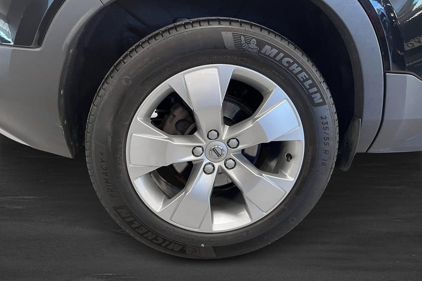 Bild 5 av Volvo XC40 T2 Geartronic Momentum Euro 6