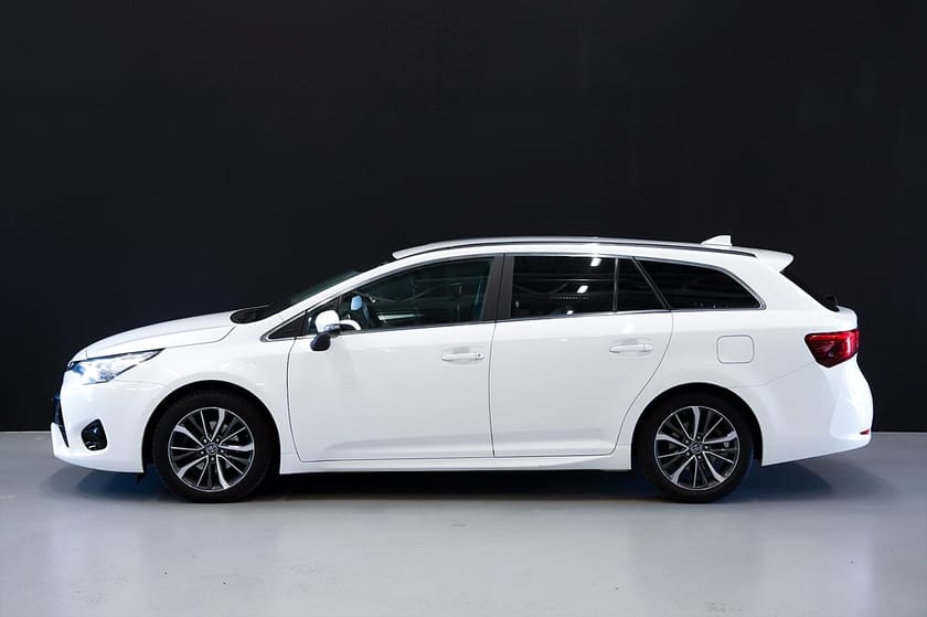 Bild 3 av Toyota Avensis Kombi 1.8 Valvematic Multidrive S, 147hk, 2017