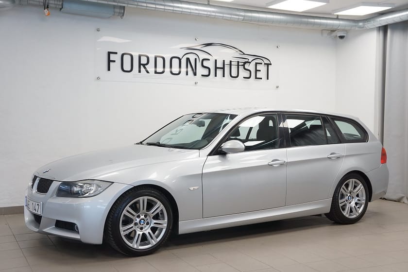 Bild 1 av BMW 325i Touring 218HK COMFORT M-SPORT | 2 ÄGARE | LÅGA MIL