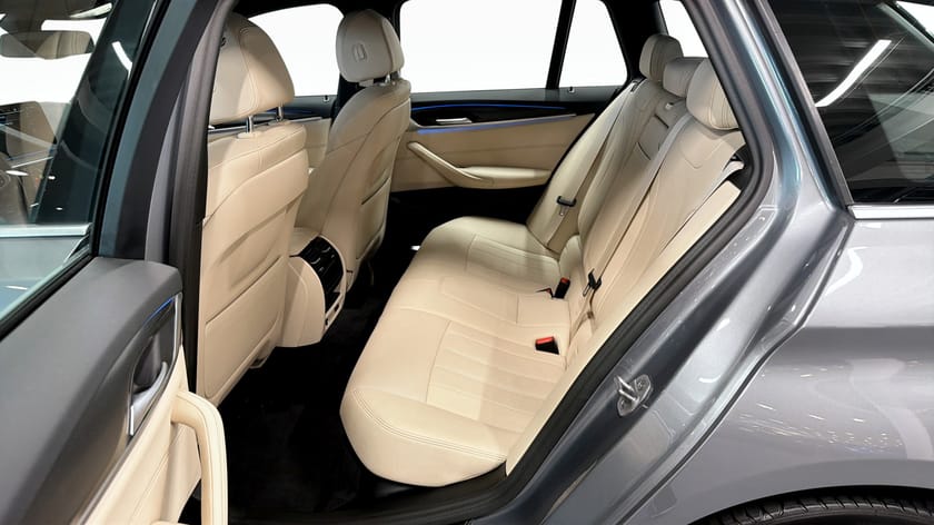 Bild 5 av BMW 530e xDrive Touring M Sport Drag Rattvärme