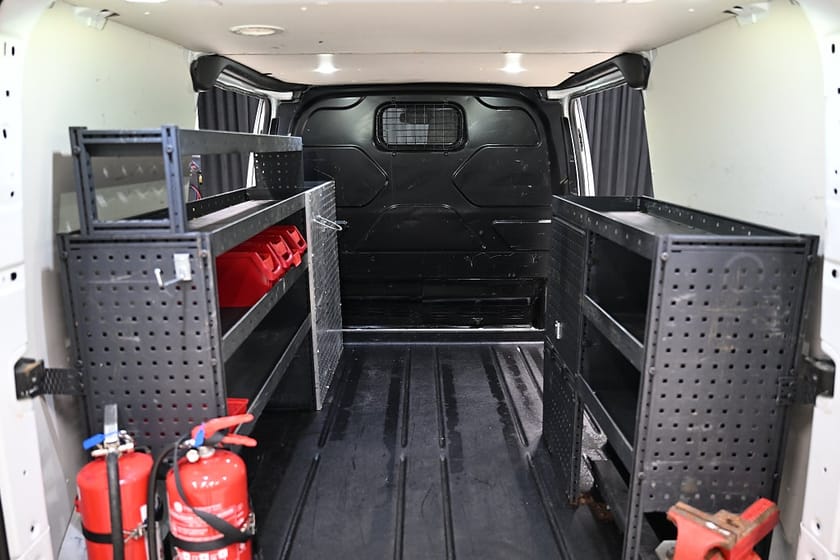 Bild 4 av Ford Transit Custom 290 130HK Servicebil|Dubbeldörr|Inredd|NyKamrem|Moms