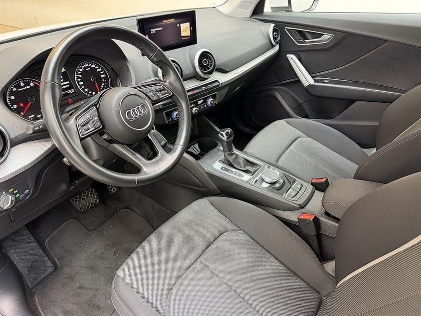 Bild 4 av Audi Q2 35 TFSI 150hk Proline Värmare/Caplay/Nyservad/1Brukare