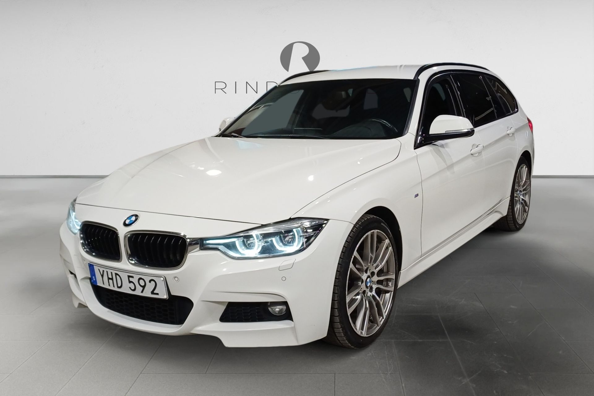 BMW 320