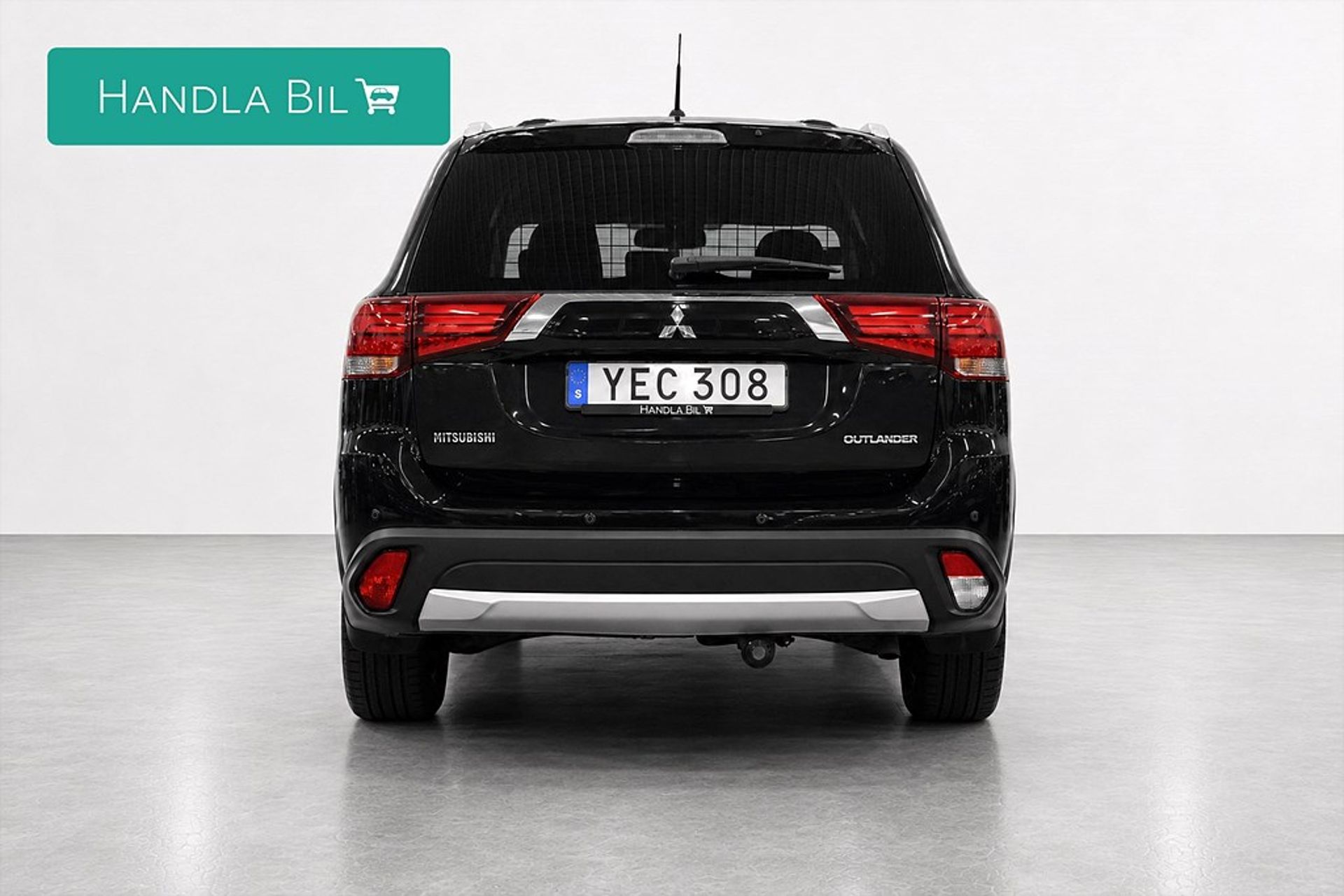 Mitsubishi Outlander 2.2 Di-D 4WD 2016, photo 6/10