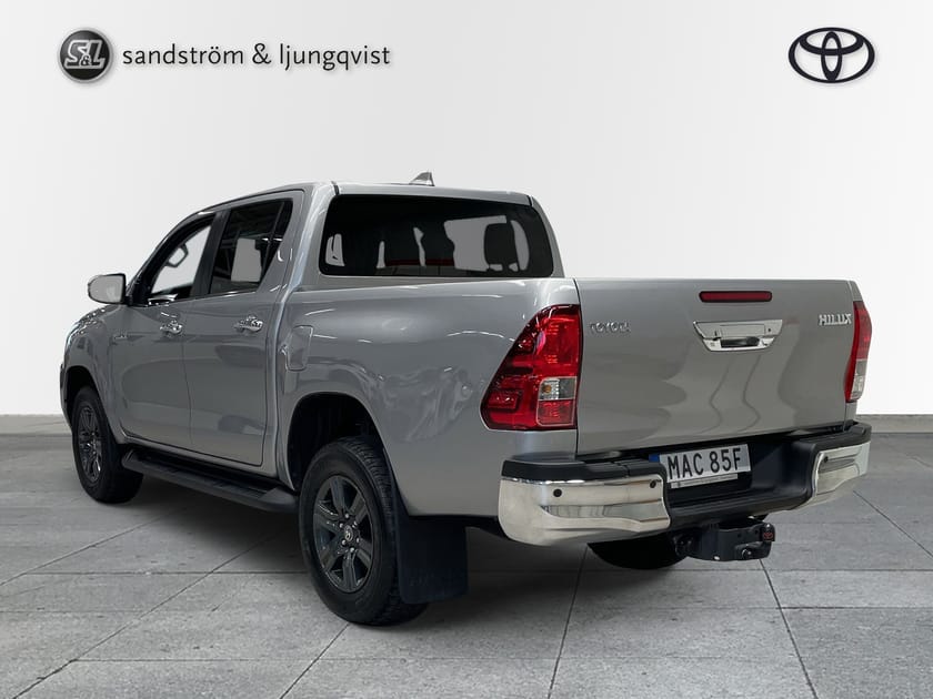 Bild 5 av Toyota Hilux Dubbelhytt D-CAB 2,4 TURBO D-4D, ADBLUE 4WD AUTOMAT HERO
