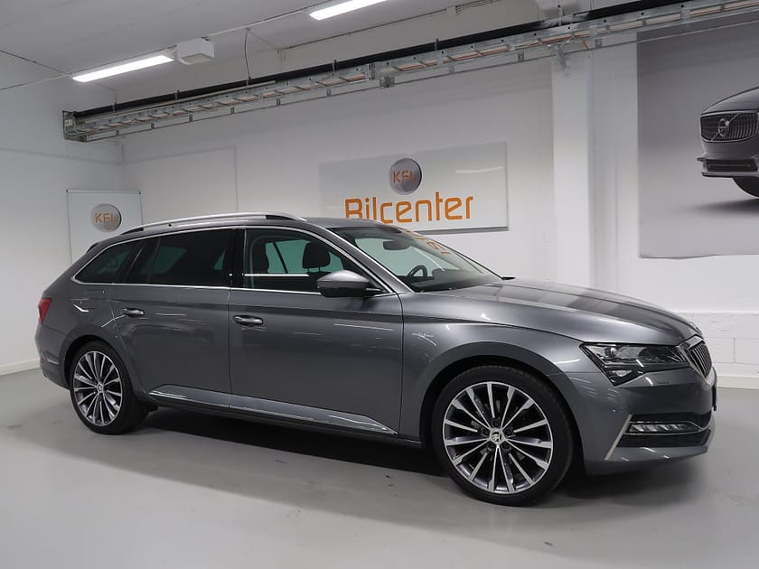 Bild 4 av Škoda Superb iV Kombi Skoda 1.4 TSI  L&K Aut-V däck ingår-Värmare-Navi