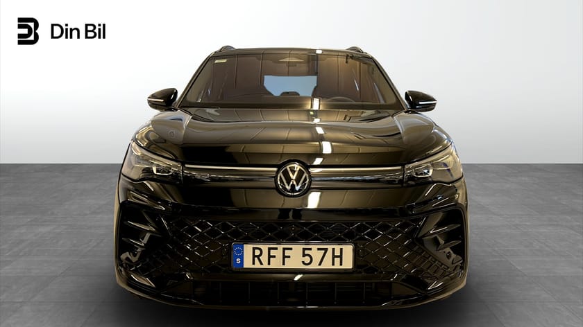 Bild 4 av Volkswagen Tiguan R-LINE TDI 4M- Fyrhjulsdrivet med sportig design!